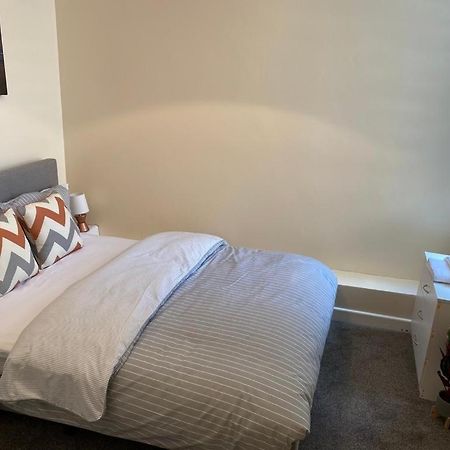 Excellent And Amazing Apartment With Private Parking Джиллингем Экстерьер фото